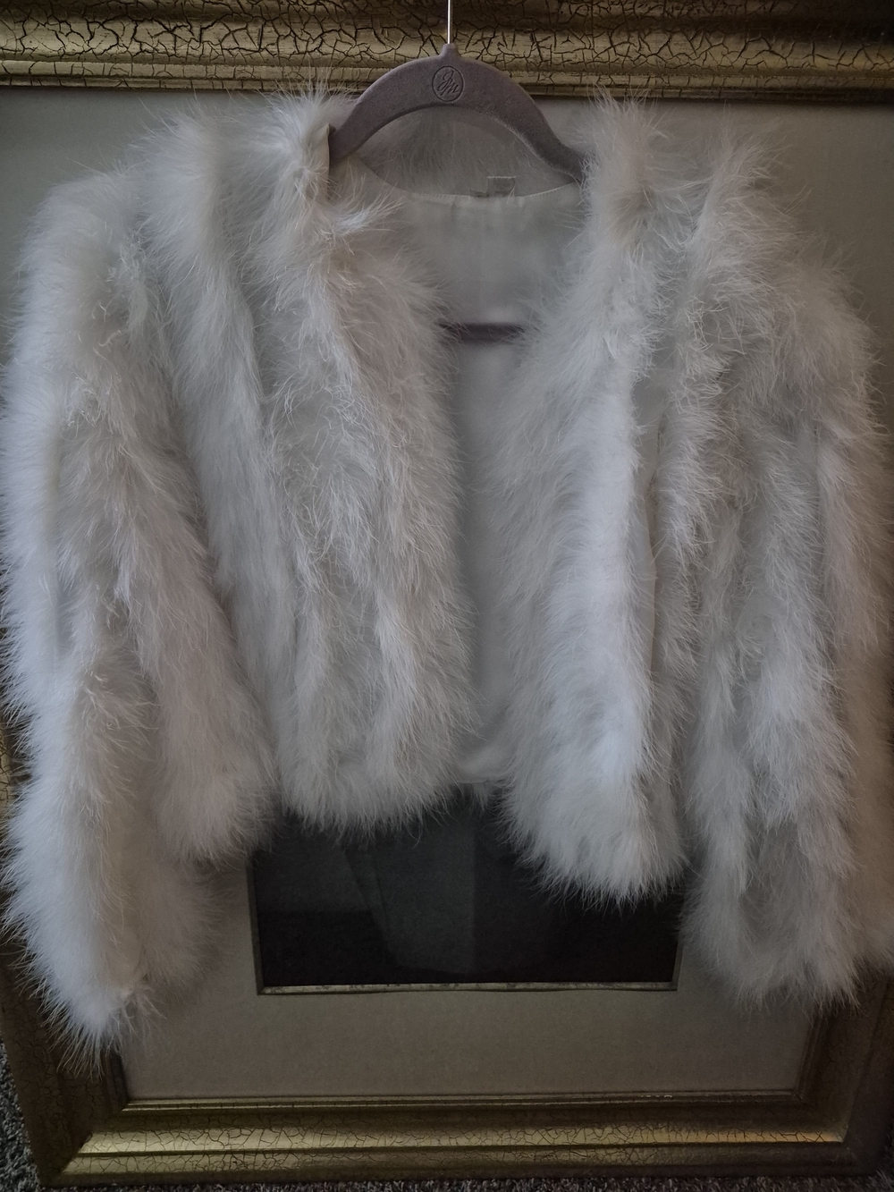 💕White Light Feathery Faux Fur Cropped Jacket💕